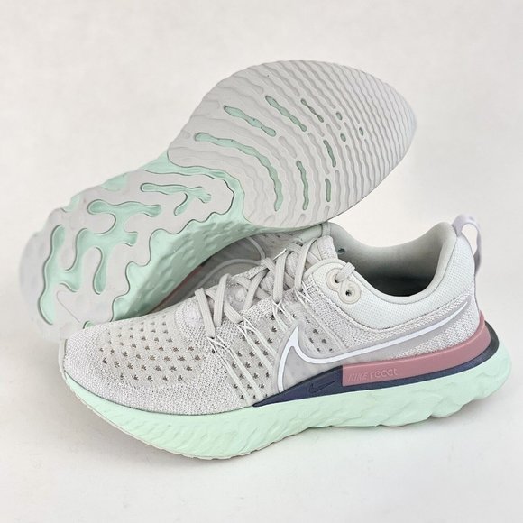 Nike React Infinity Run Flyknit 2 Green Gray Women's Sneakers Shoes NO SHOE BOX - Picture 2 of 12